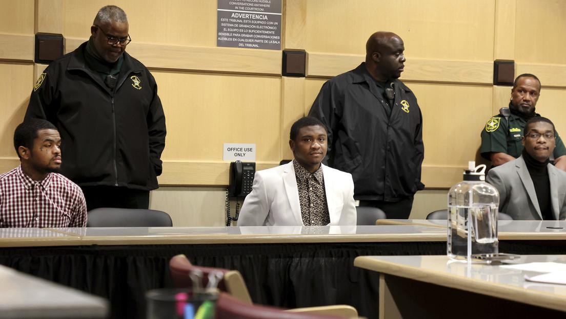 736991AE-DA89-45A3-B76D-EC7546FAFAA3