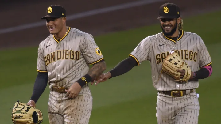 San-Diego-Padres-v-Los-Angeles-Dodgers-f852f7bdb8245ac7b700354ac1a787af