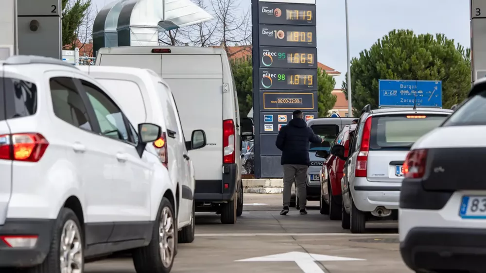 adios-coches-diesel-gasolina-eurocamara-prohibira-venta-partir-2035_98
