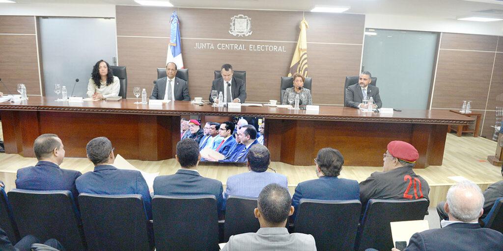 2-jce-reunion-con-partidos-41-1024x512
