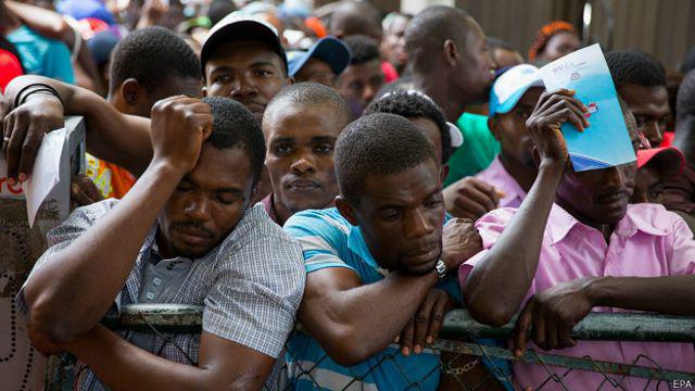 150618035610_sp_hatianos_republica_dominicana_624x351_epa