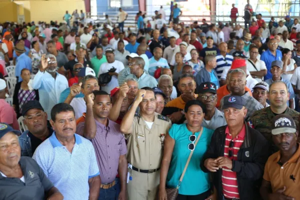 035f0b772a03f455045ea960b0176ce7_L