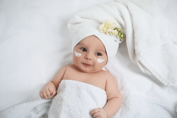 cute-little-baby-cream-on-600nw-2131405827