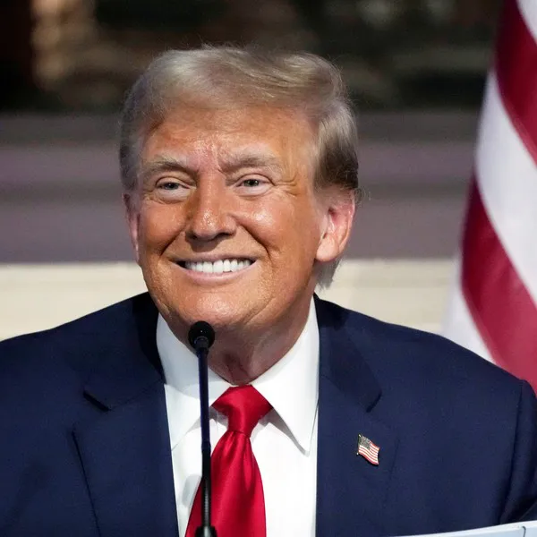 FmslglX4r_600x600__1