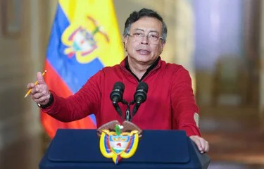 g-petro-efe-ca749a8485cd7ef8567507cc0c8ffbbba540cfabw-c2dcc274-focus-0-0-375-240