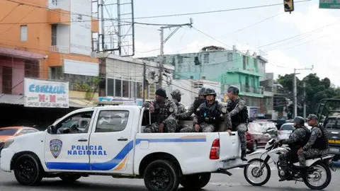 Patrullaje-de-la-Policia-Nacional