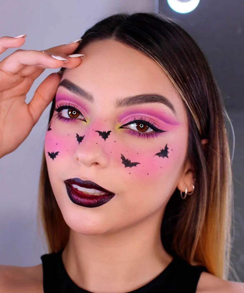 maquillaje-halloween-mujer-facil-murcielagos