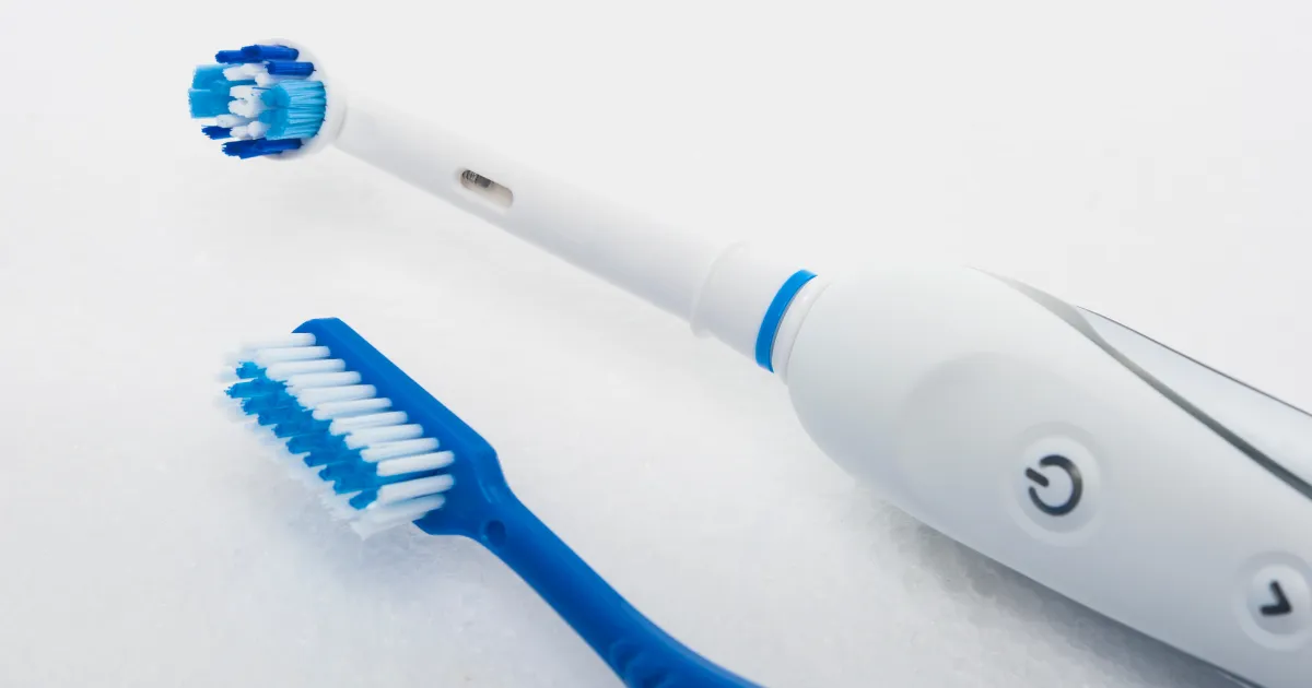 cepillo-de-dientes-electrico-vs-manual