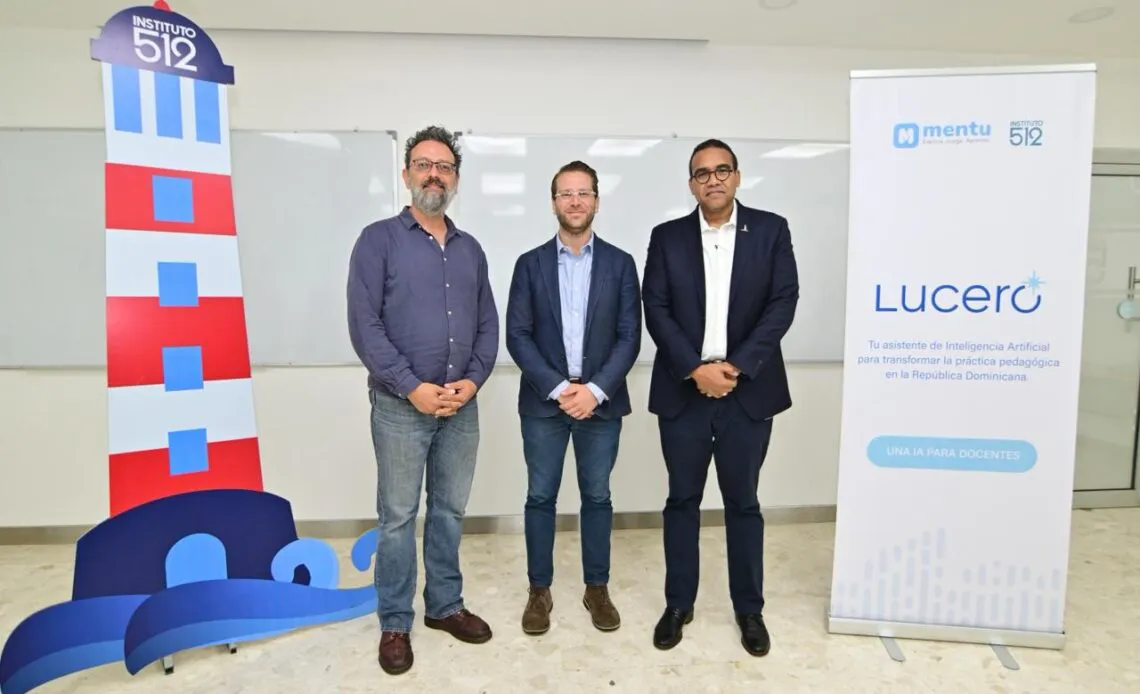 Instituto-512-y-Mentu-presentan-plataforma-de-IA-Lucero-para-fortalecer-gestion-educativa-1140x694