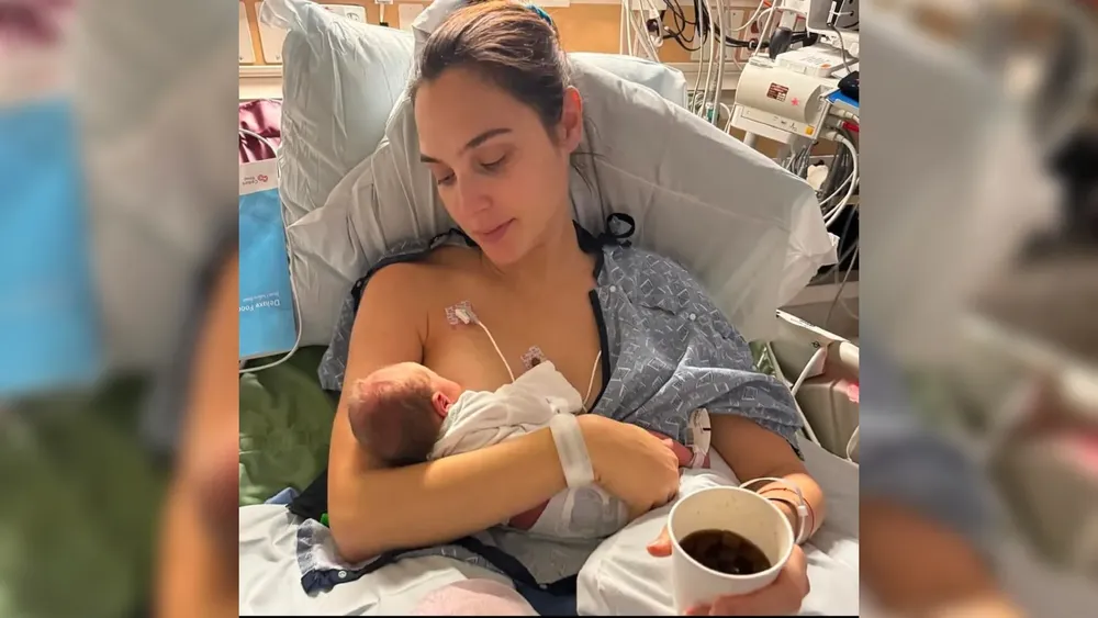 Gal-Gadot-Fue-Diagnosticada-con-CoA1gulo