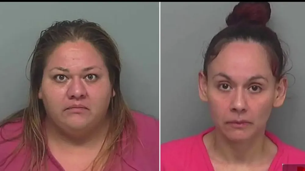 Dos-mujeres-detenidas-por-presunto-abuso-a-menor-1