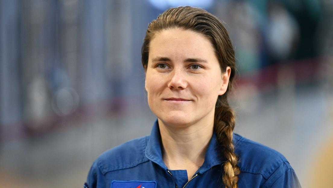 660d379459bf5b641b4abe1c