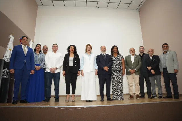 Anuncian-la-celebracion-de-la-Bienal-Internacional-de-Arquitectura-y-Urbanismo-scaled