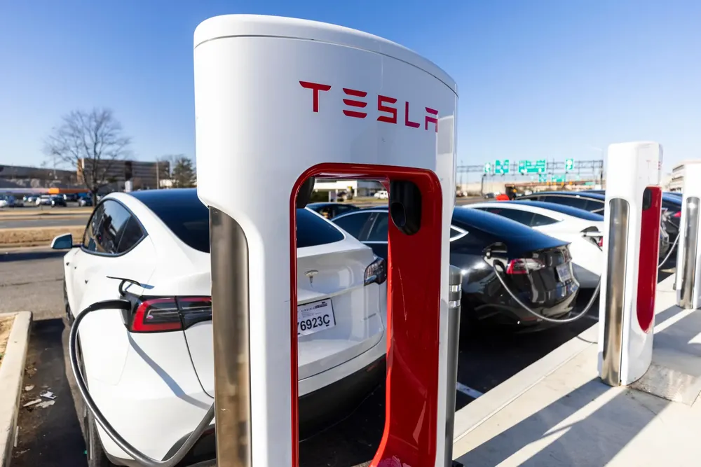EA2239-USA-EV-SALES