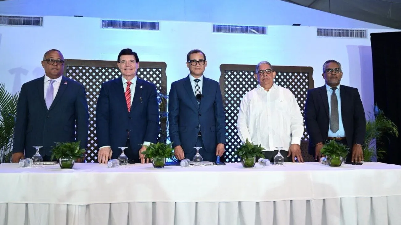 Foto 2. Angel Mora, Julio Brache