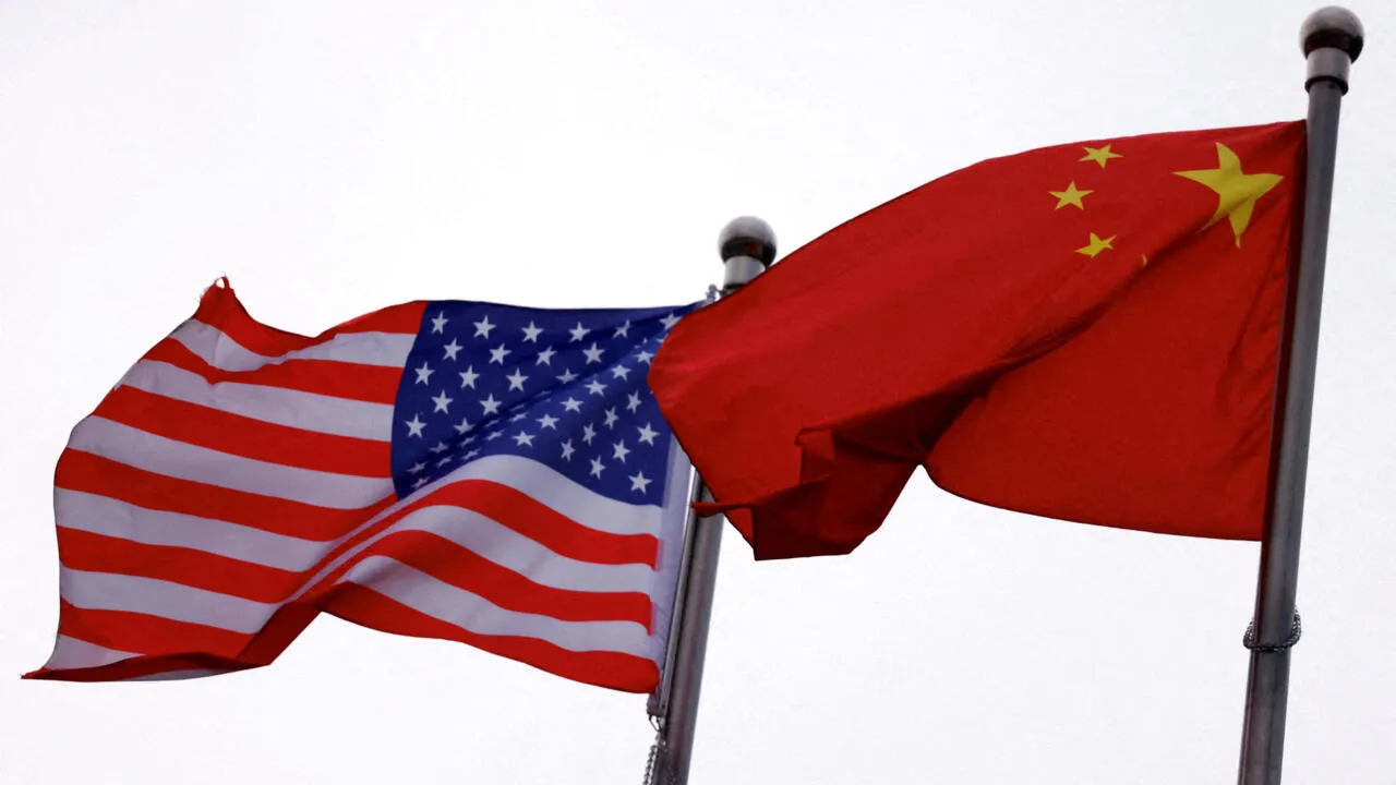 w1280-p16x9-2025-04-25T124037Z_1822791071_RC2MTDAQC841_RTRMADP_3_USA-TRUMP-TARIFFS-CHINA-PHARMACEUTICALS