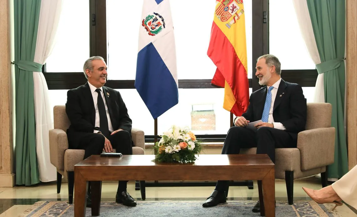 luis-abinader-y-rey-de-espaa-1140x694
