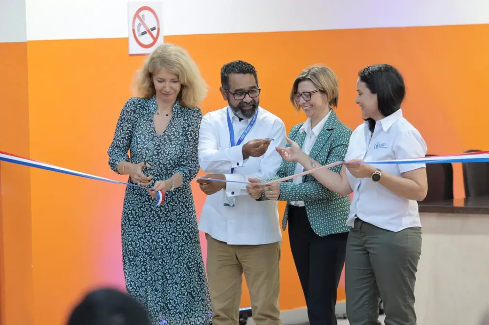 CNE-y-Defensa-Civil-reciben-almacen-para-ayuda-del-Programa-Mundial-de-Alimentos-1536x1023-1