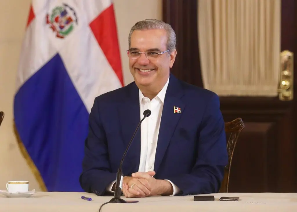 Presidente-Abinader-impulsa-desarrollo-en-Miches-y-El-Seibo-con-inauguraciones-y-proyectos-claves.jpeg