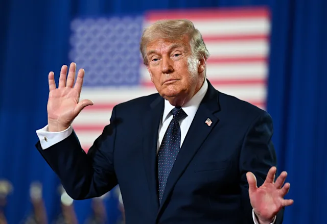 Donald-Trump-confirma-haber-pedido-a-la-FIFA-que-reconsiderara-la-tarjeta-roja-de-Balogun