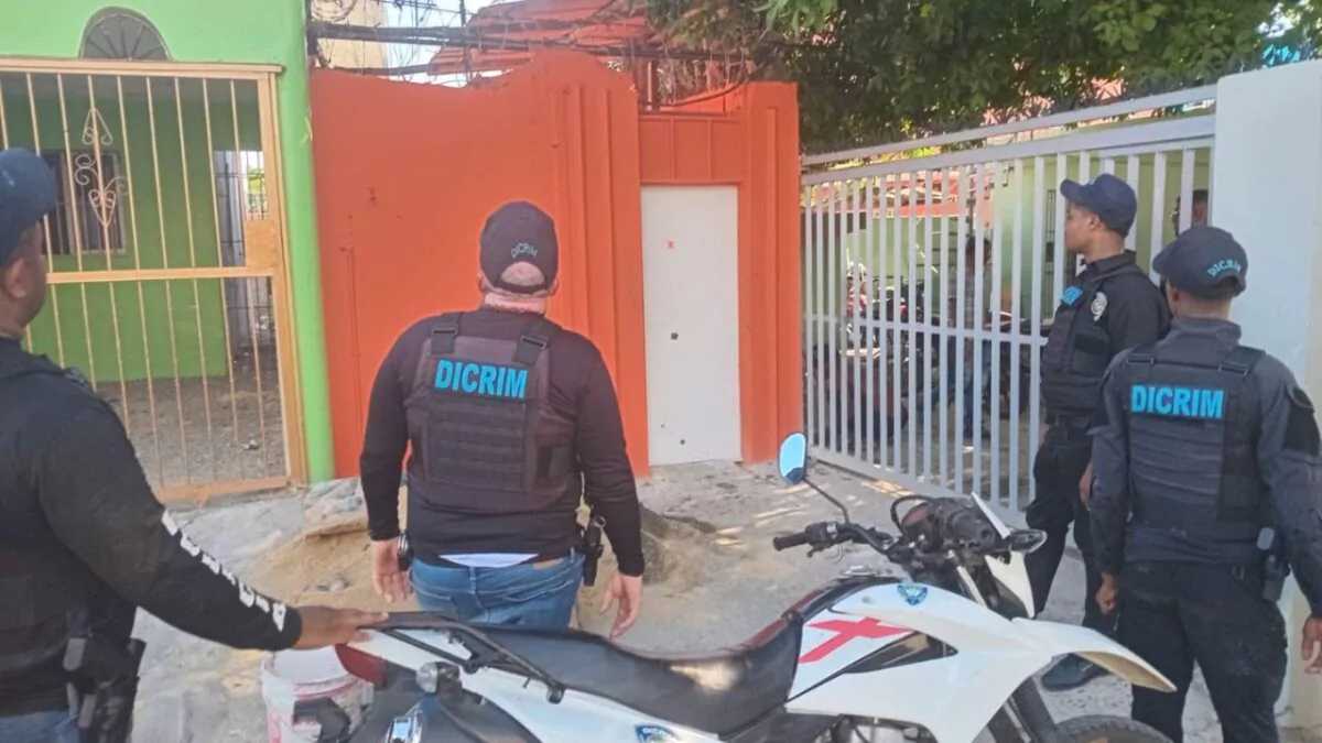 apresan-a-cuatro-personas-y-ocupan-drogas-durante-operativos-en-sabana-perdida-20260908-174913-lObl-1200x675