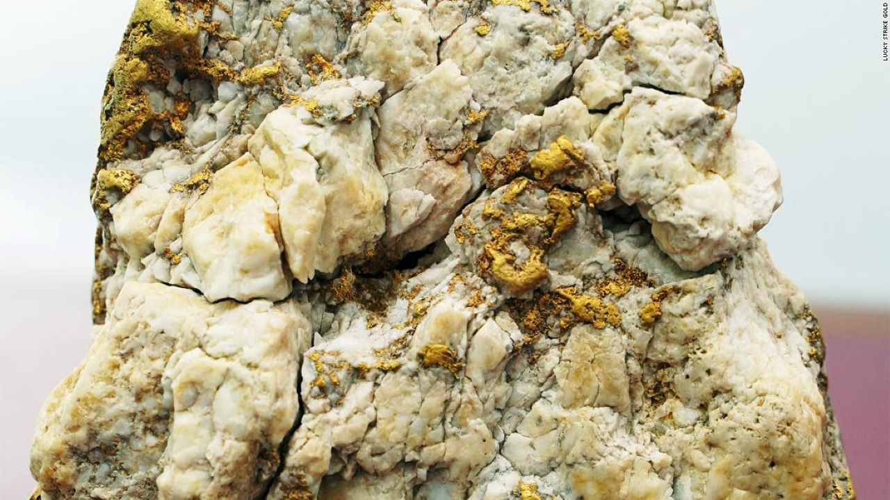 230328114722-02-gold-nugget-australia-super-tease
