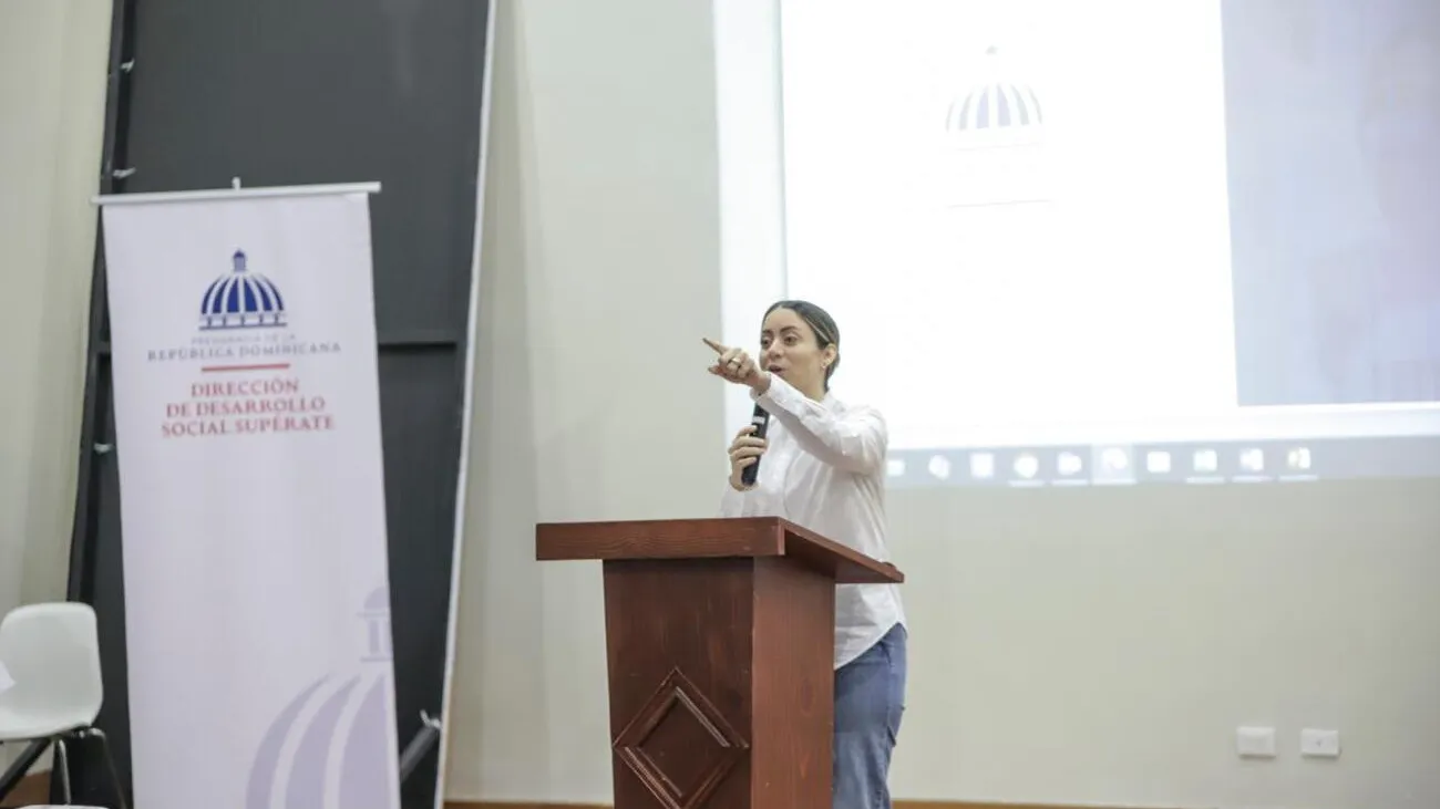 Foto Foro Ciudadano Azua 2 (1)