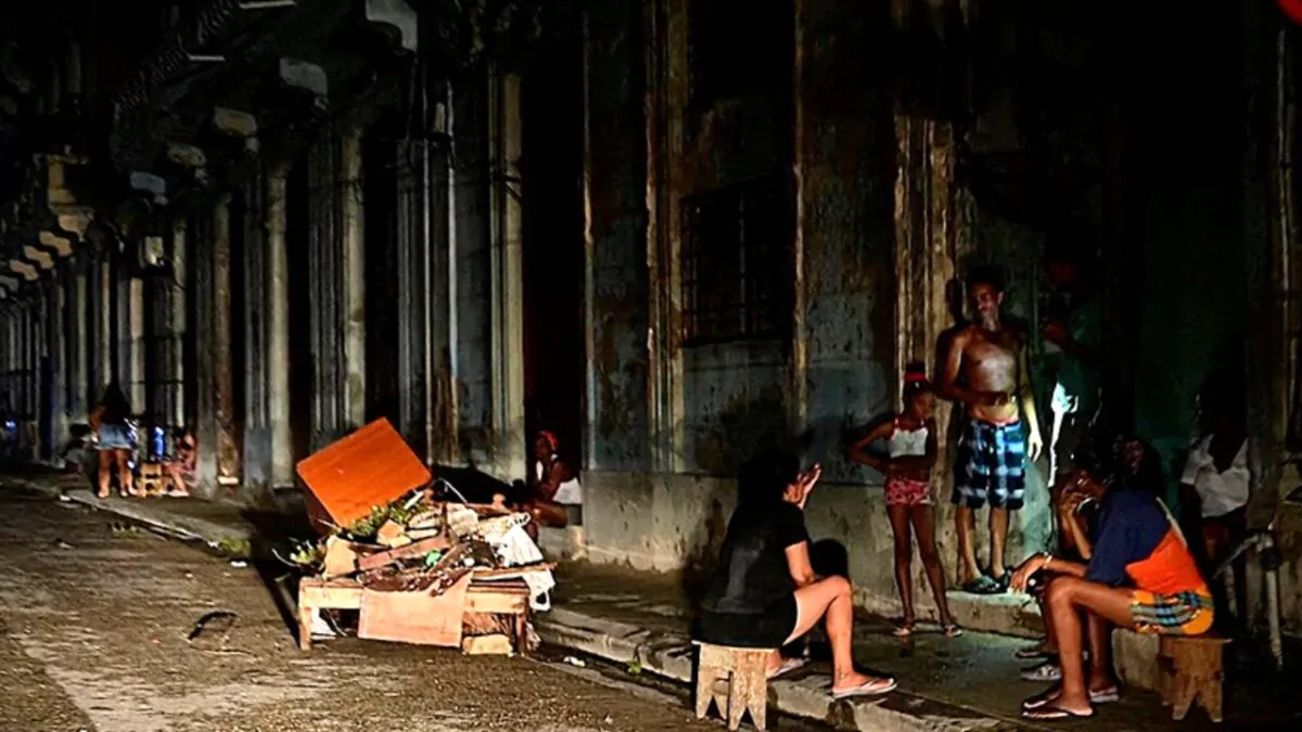 cuba-reporta-un-incendio-en-una-termoelectrica-y-marca-un-nuevo-record-de-apagon-20261016-133558-wXR5-1200x675