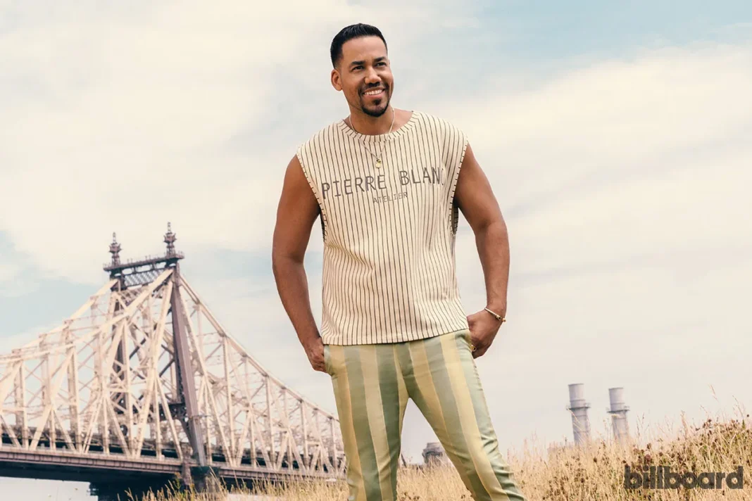 feature-romeo-santos-billboard-espanol-2022-bb11-grace-rivera-5p-1260-1068x712