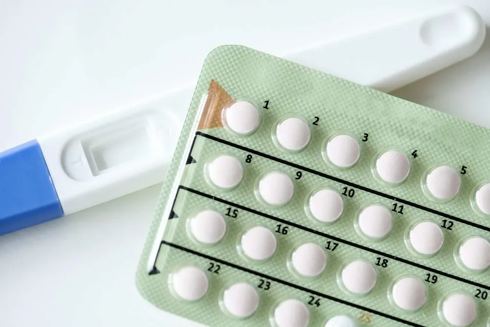 closeup-pregnancy-test