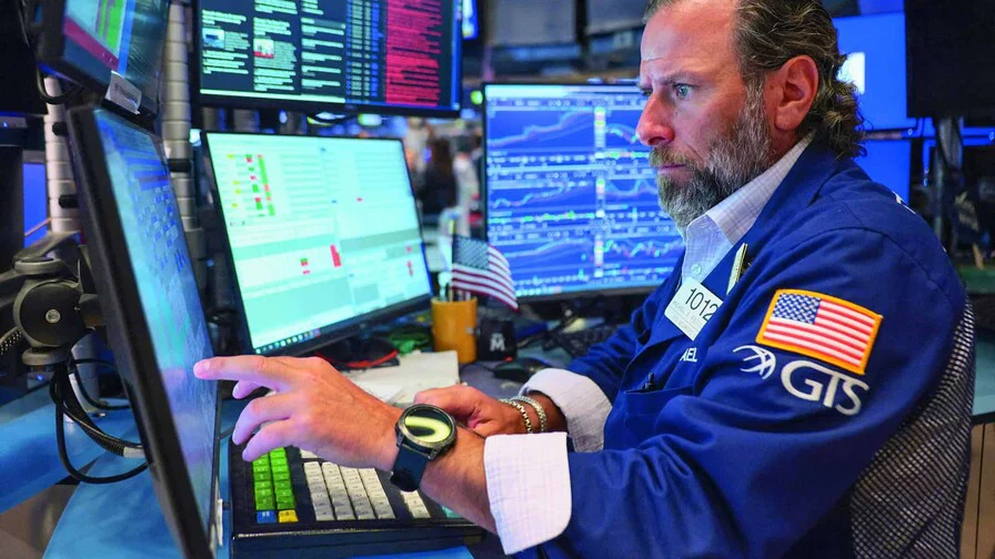 imagen-afp202608052289192292v1highresnystockexchangeopensafterdowsurges900pointsi-130fdd97-focus-min0.46-min0.01-896-504 (1)