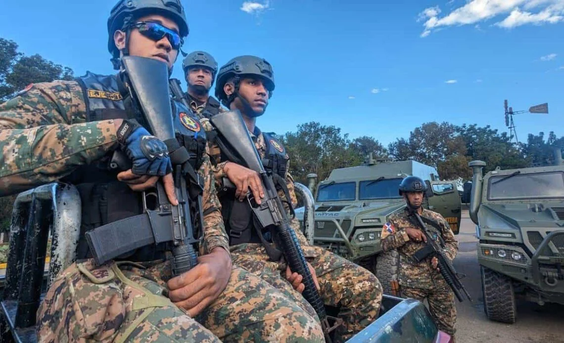 Militares-Elias-Pina-1140x694