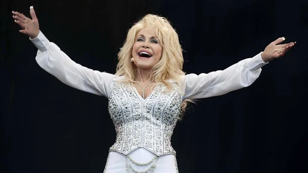 dolly-parton-b395fbbf-focus-0-0-608-342