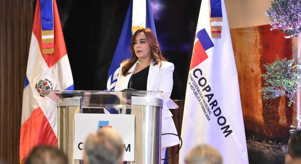 foto-2-laura-pena-izquierdo-presidenta-de-la-copardom-1024x557