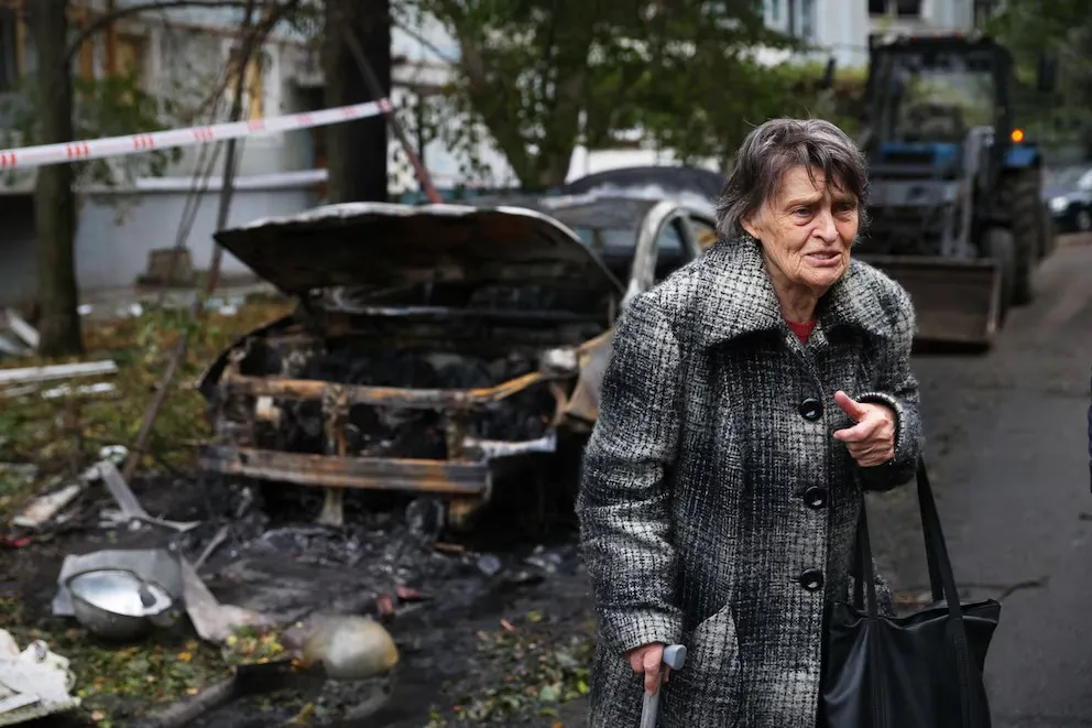 Un-ataque-masivo-ruso-con-mas-de-700-bombardeos-dejo-cinco-muertos-y-miles-de-personas-sin-electricidad-en-Ucrania
