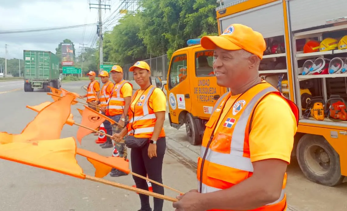 Defensa-Civil-en-Santiago-1140x694