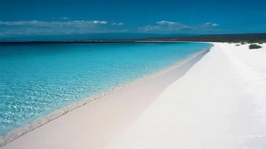 bahia-de-las-aguilas3-d8db0e85-focus-0-0-896-504-jpg