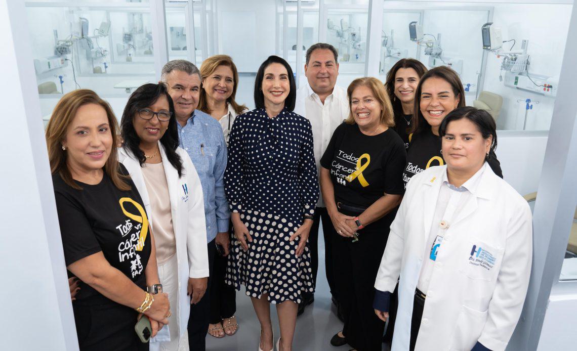 Primera-dama-entregando-unidad-oncopediatrica-del-Robert-Reid-Cabral-1140x694