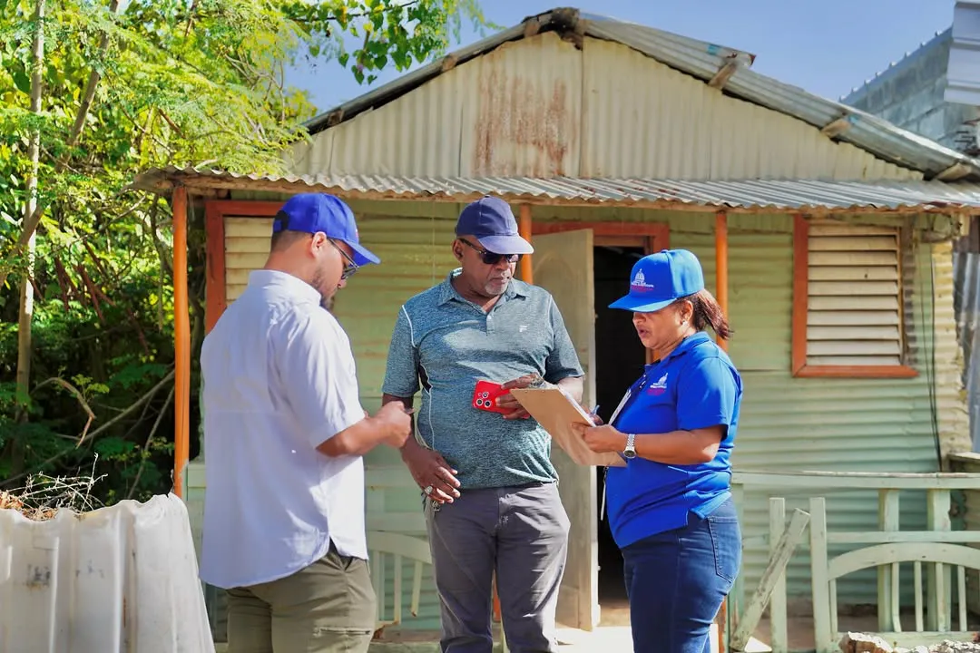 🏡📋 La @dgbnrdo y @cea_rd dieron inicio a los levantamientos técnicos del proceso de titulación (3)