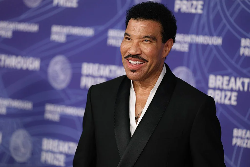 LionelRichie-c9dd08fe278241df88658663c35a1b6a