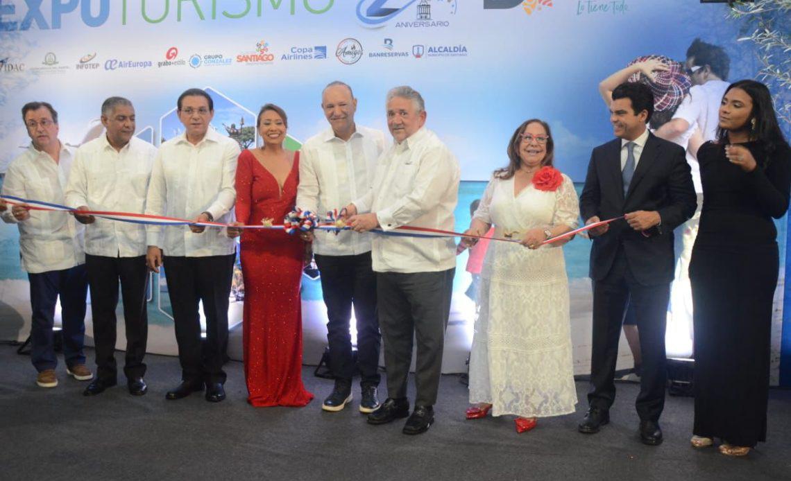 Expoturismo-en-Santiago-1140x694