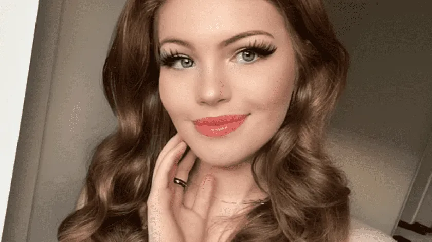 dellie_onlyfans_1.png_851672003