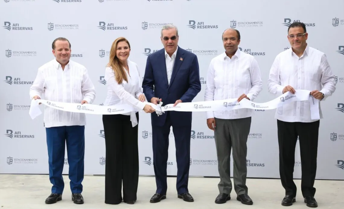 Inauguran-estacionamientos-1140x694