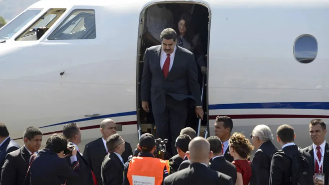 Nicolas-maduro-y-su-avion-privado