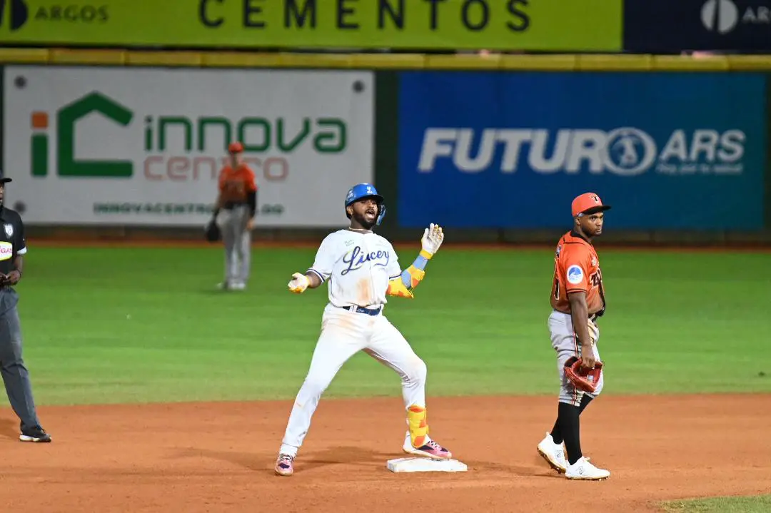 Liover-Peguero-ayudo-al-Licey-a-vencer-a-los-Toros.jpg