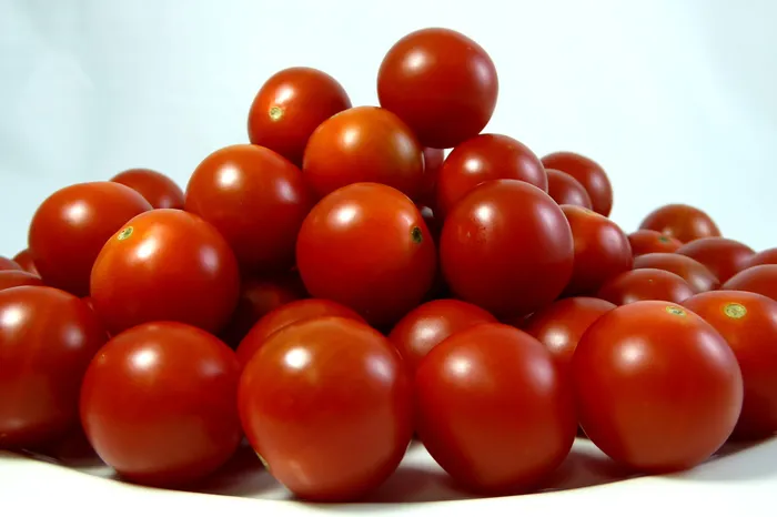 w700_tomatito_cherry1