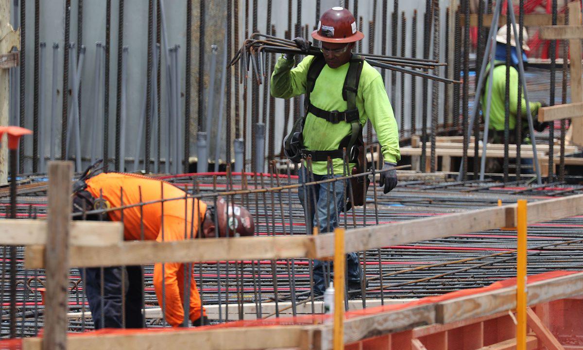 construction-workers-1146752685-1200x720-1