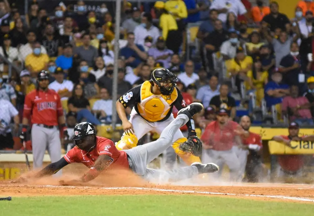 escogido-se-impone-sobre-las-aguilas-y-quedan-solos-en-4o