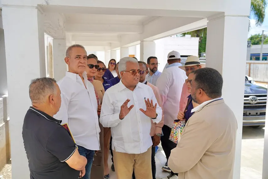 El Dr. Rafael Burgos Gómez, Director General de Bienes Nacionales @dgbnrdo y Ejecutivo Honorífic