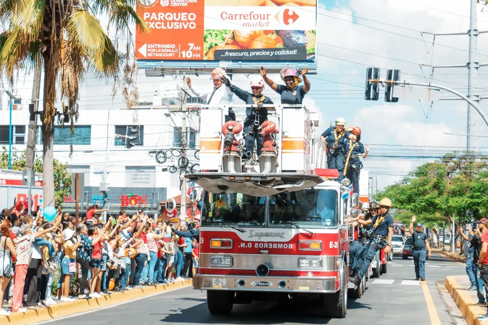 Desfile-de-Bomberos-2048x1366